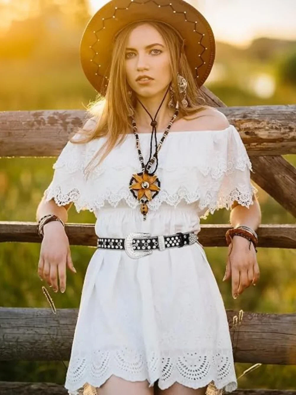 Women's Rhinestone Bling Studded 1.5